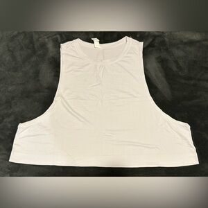 Light Purple Workout Low Cut Cropped Tank